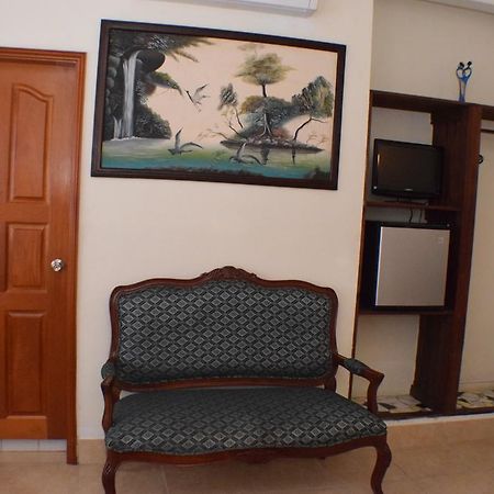 Martha'S Guesthouse Сан-Игнасио Экстерьер фото
