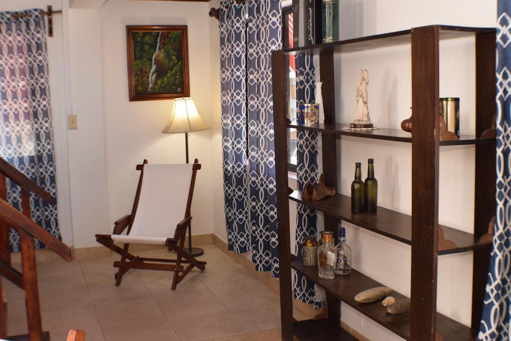 Martha'S Guesthouse Сан-Игнасио Экстерьер фото