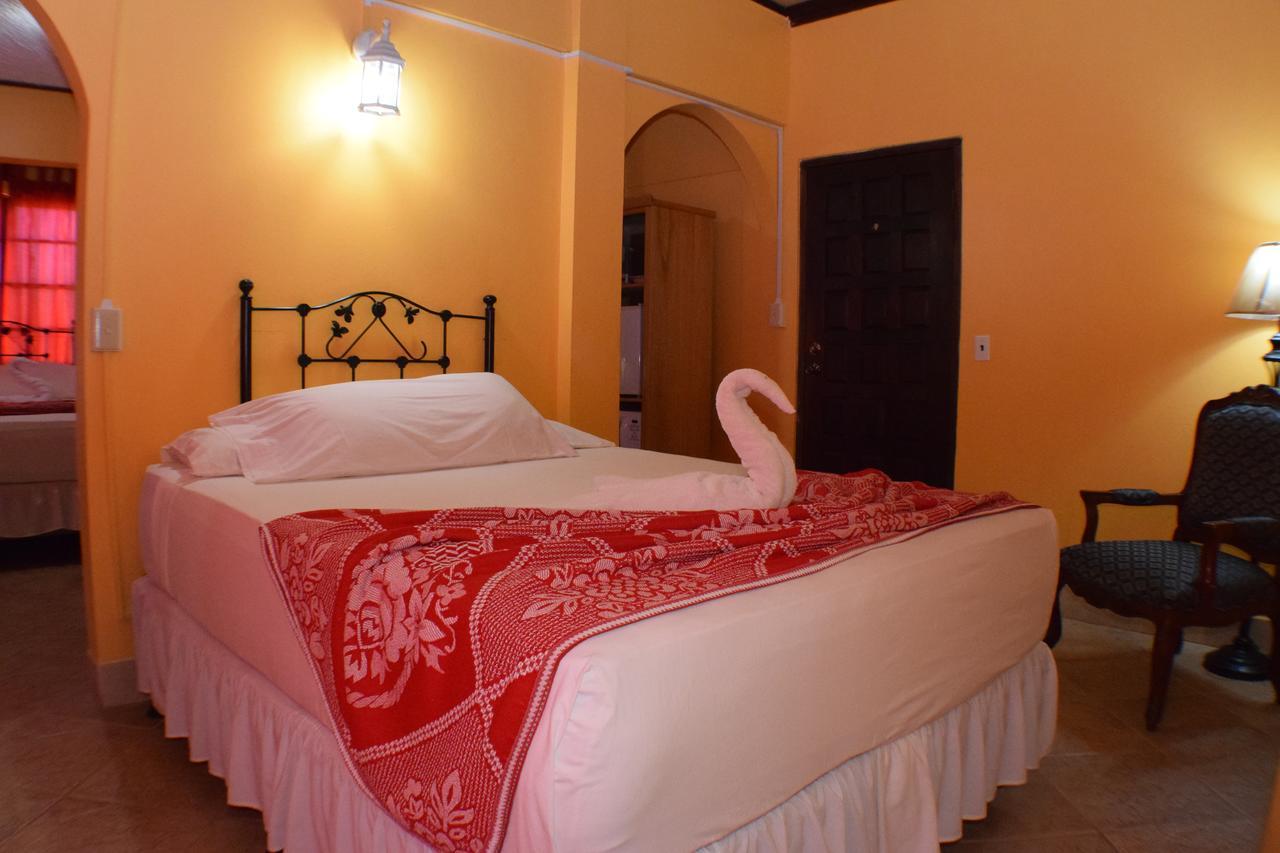 Martha'S Guesthouse Сан-Игнасио Номер фото